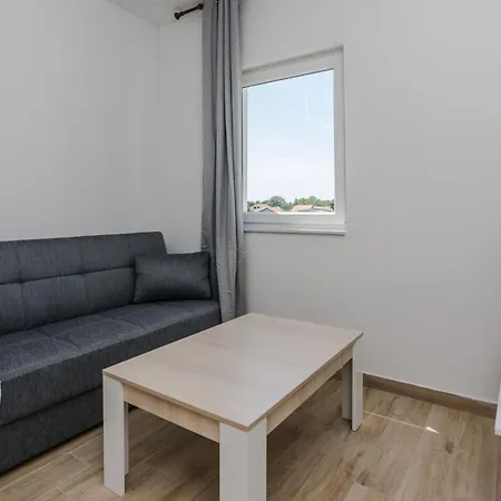 Budimir 6 By Interhome Vir