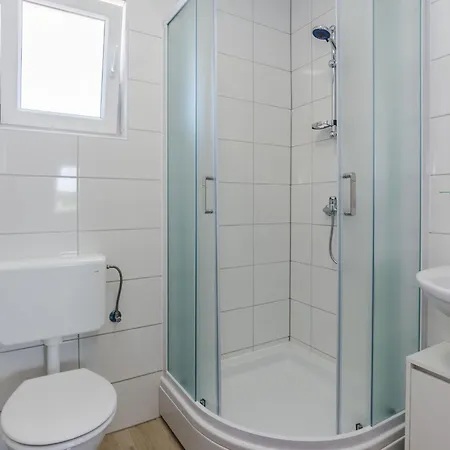 Lägenhet Budimir 6 By Interhome Vir